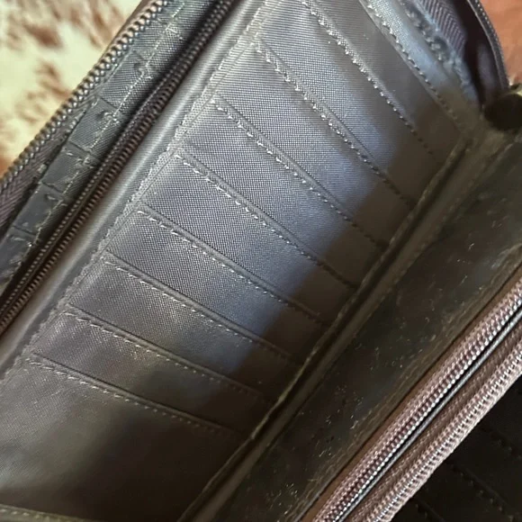 Elegant Tan and Brown Women's Clutch - Picture 4 of 5